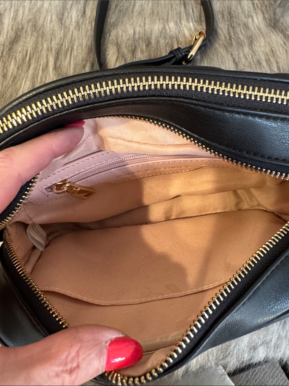 Poppy & Peonies Quilted Black Crossbody Bag - Picture 4 of 12
